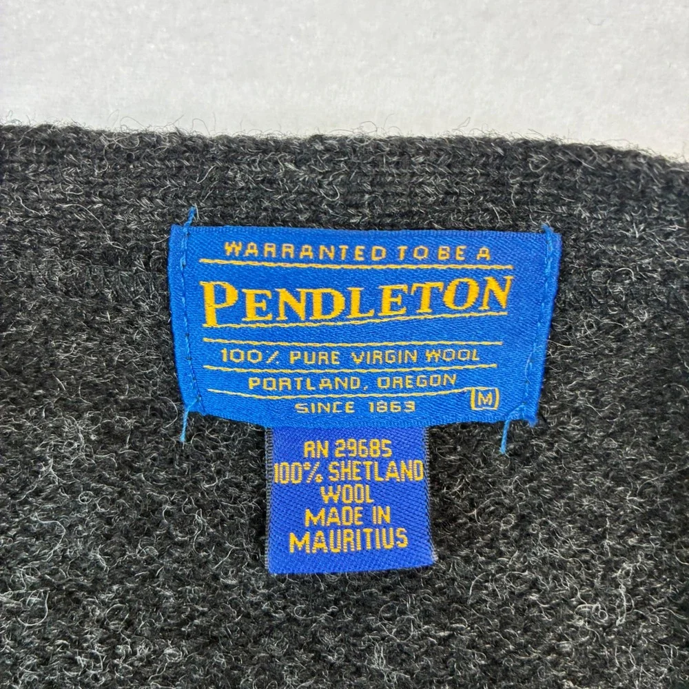 Pendleton Cardigan Sweater Mens Medium Gray Shetland Virgin Wool Button V-Neck